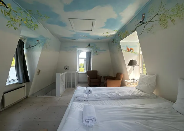 Liselund Ny Slot 2* בורה