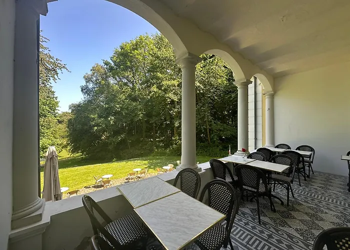 מלון Liselund Ny Slot בורה