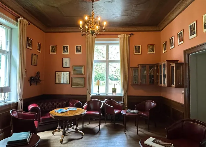 Liselund Ny Slot 2* בורה