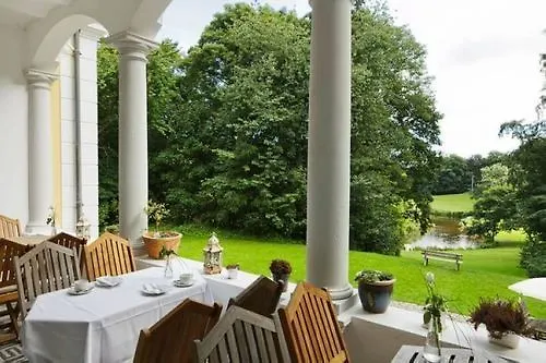 Liselund Ny Slot בורה